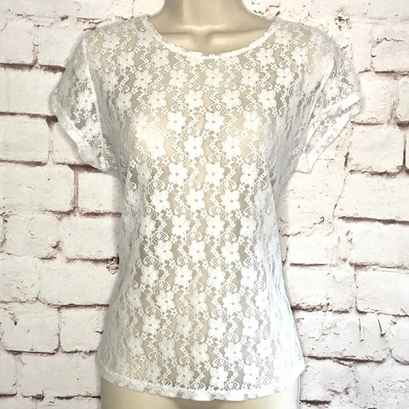 CAMELEON White lace sheer cap sleeve blouse Size Medium Large - Picture 15 of 15